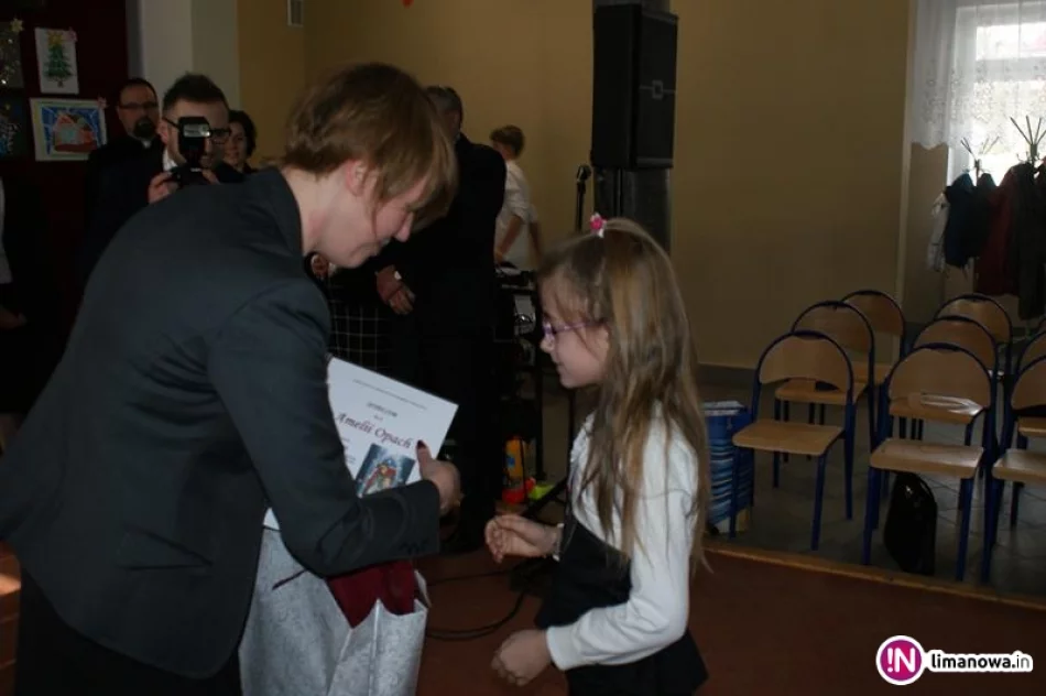 VIII Miejsko-Gminny Bożonarodzeniowy Konkurs Plastyczny dla dzieci niepełnosprawnych - zdjęcie 16