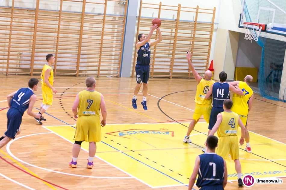 Limblach pokonuje Unię Tarnów - zdjęcie 16