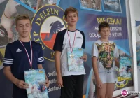 Medalowe rozpoczęcie sezonu młodych pływaków - zdjęcie główne