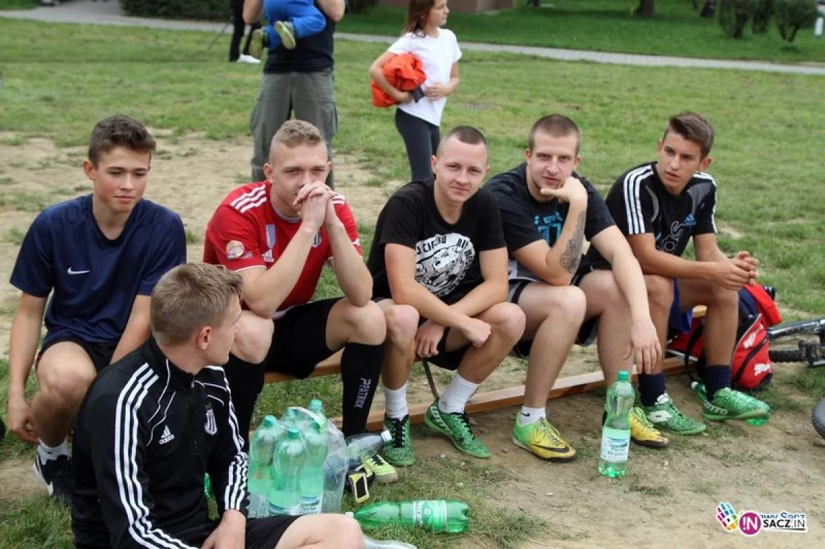 Turniej piłkarski i Piknik rodzinny w ramach otwarcia boiska na osiedlu Wojska Polskiego