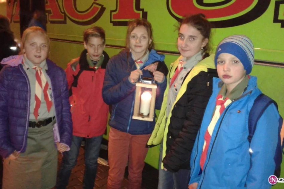 Blisko stu harcerzy pojechało po jeden ogień - zdjęcie 2