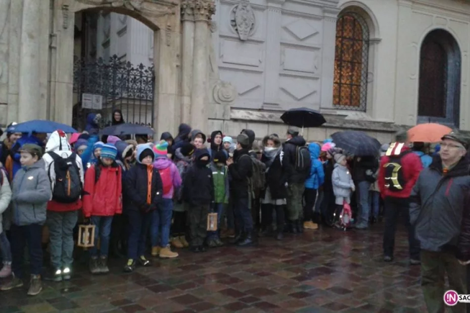 Blisko stu harcerzy pojechało po jeden ogień - zdjęcie 12