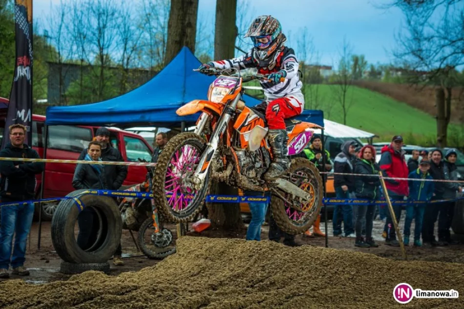 Osiąga sukcesy i łamie stereotypy - zdjęcie 3