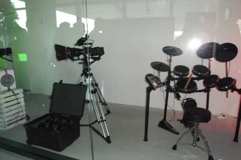 Młodzież wśród nowych technologii - zdjęcie 17