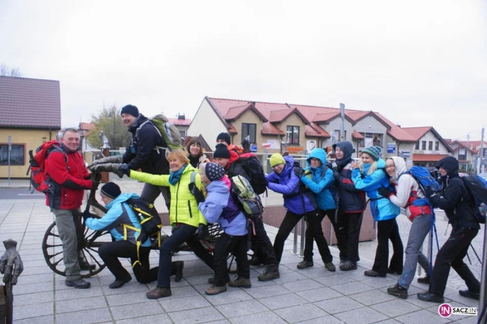 Szlakiem Orlich Gniazd. Sądeczanie z PTTK na najpiękniejszym szlaku turystycznym w Polsce - zdjęcie 12