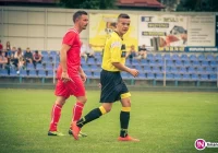 Duże zainteresowanie meczem w Zalesiu. Hat-trick Kamila Śliwy i zwycięstwo Sokoła. - zdjęcie główne