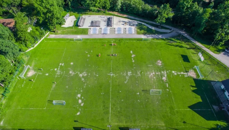 W Słopnicach remontują stadion - zdjęcie 1