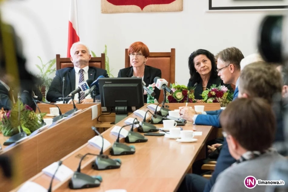 Minister Elżbieta Rafalska w Limanowej - zdjęcie 4