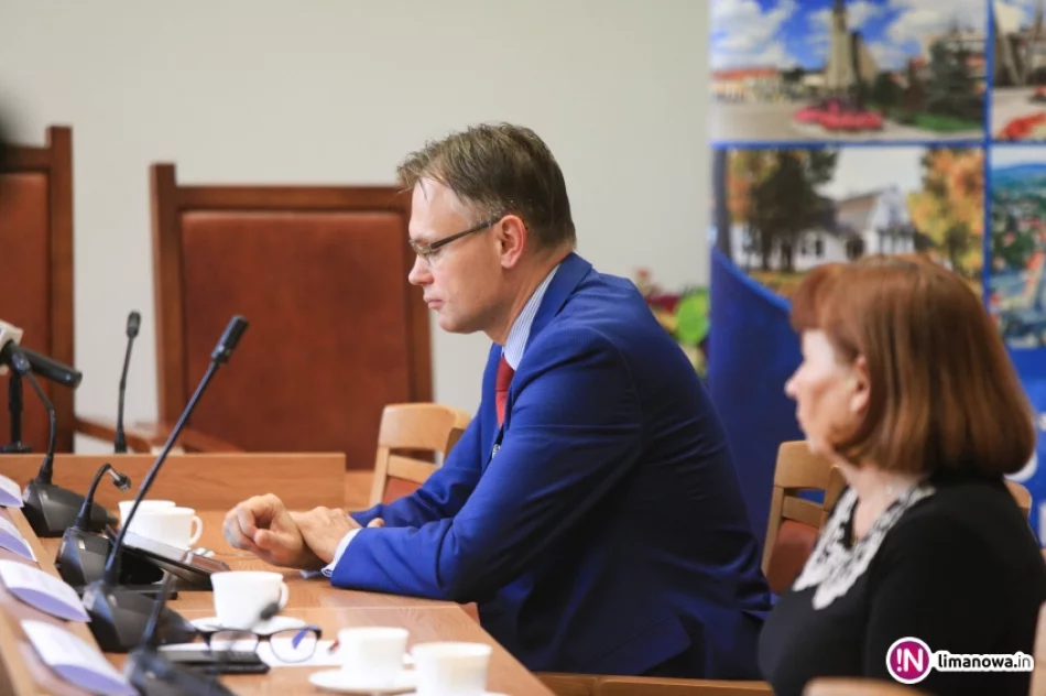 Minister Elżbieta Rafalska w Limanowej - zdjęcie 10