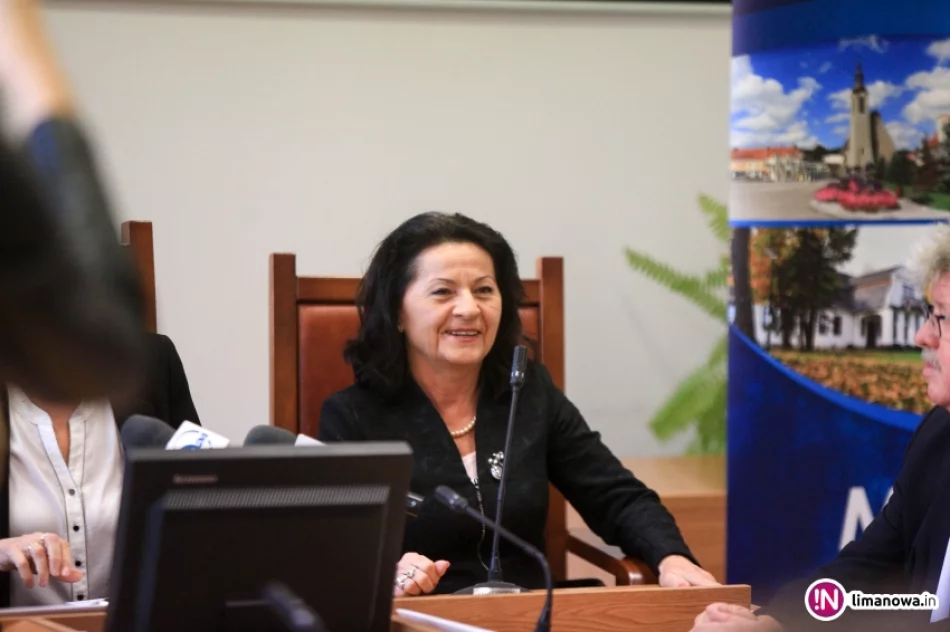 Minister Elżbieta Rafalska w Limanowej - zdjęcie 12