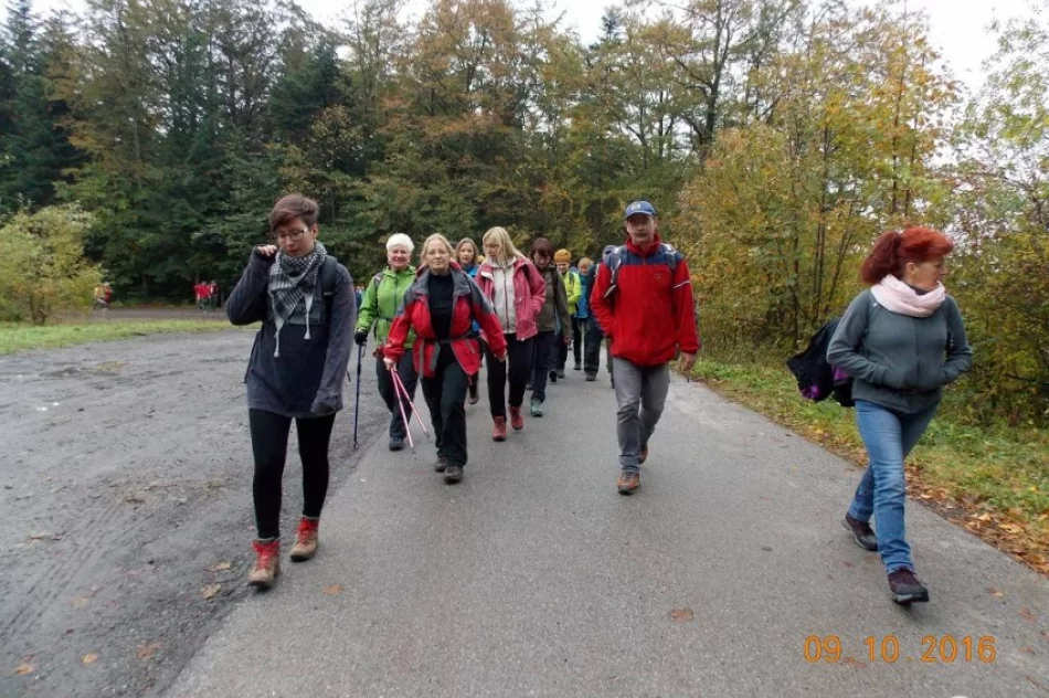 PTTK bliżej gwiazd. Sądeczanie na Lubomirze - zdjęcie 14