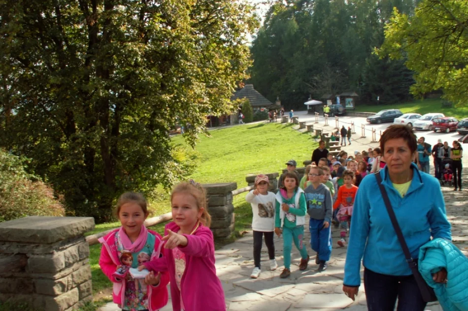 Uczniowie ZS w Koniuszowej z wizytą na Podhalu - zdjęcie 12