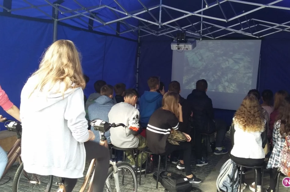 Na rowerach wytwarzali prąd - zdjęcie 8