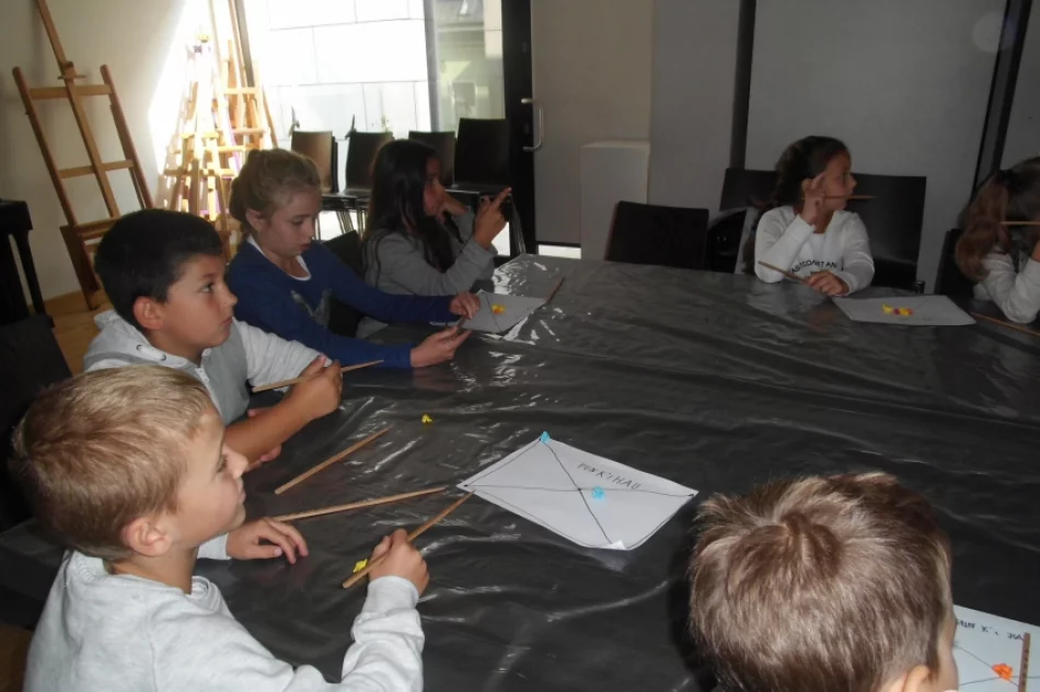 Młodzi sądeczanie poznają kulturę chińską - zdjęcie 16