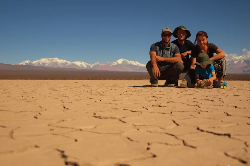 W dwudrzwiowej szafie mają cały dobytek - zdjęcie 12