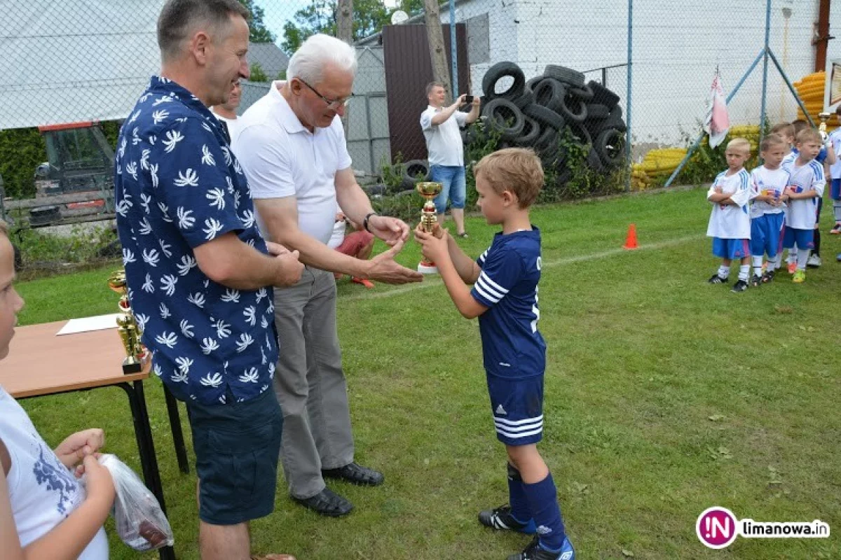 Turniej piłkarski w Słopnicach o Puchar Prezesa Limanowskiego Podokręgu.