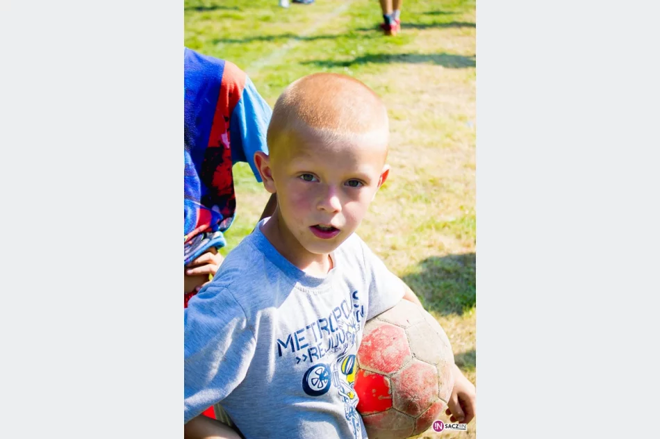 Pograli w piłkę na zakończenie wakacji - zdjęcie 2