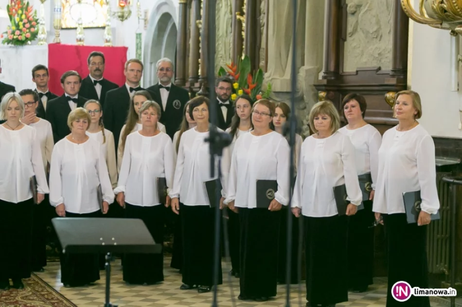 "Pani Nasza Limanowska" - koncert promocyjny nowej płyty Chóru Mieszanego CANTICUM IUBILAEUM - zdjęcie 17