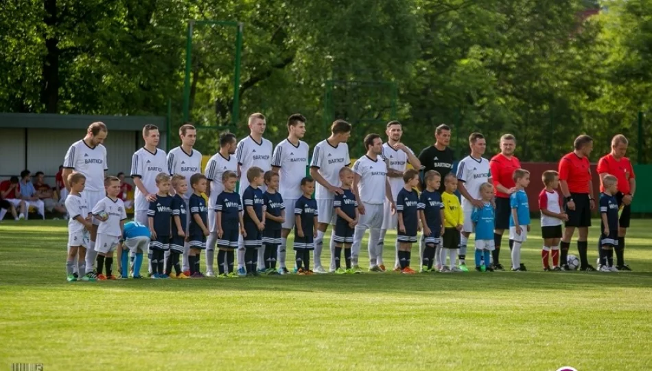 Męczarnie Orkana Szczyrzyc z Huraganem - zdjęcie 1