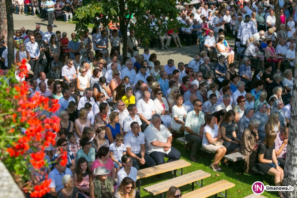 50. rocznica koronacji cudownej figury Matki Boskiej Bolesnej w Limanowej - zdjęcie 2