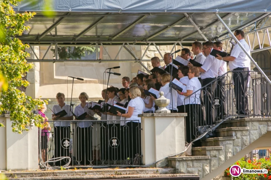 50. rocznica koronacji cudownej figury Matki Boskiej Bolesnej w Limanowej - zdjęcie 8