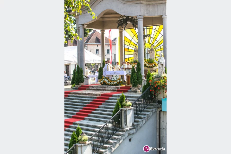 50. rocznica koronacji cudownej figury Matki Boskiej Bolesnej w Limanowej - zdjęcie 10