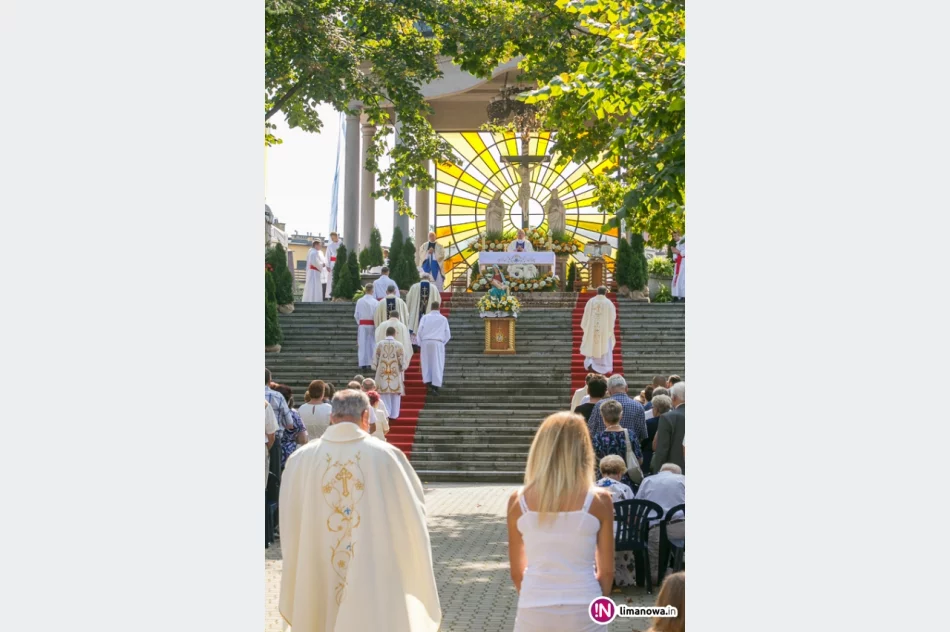 50. rocznica koronacji cudownej figury Matki Boskiej Bolesnej w Limanowej - zdjęcie 13