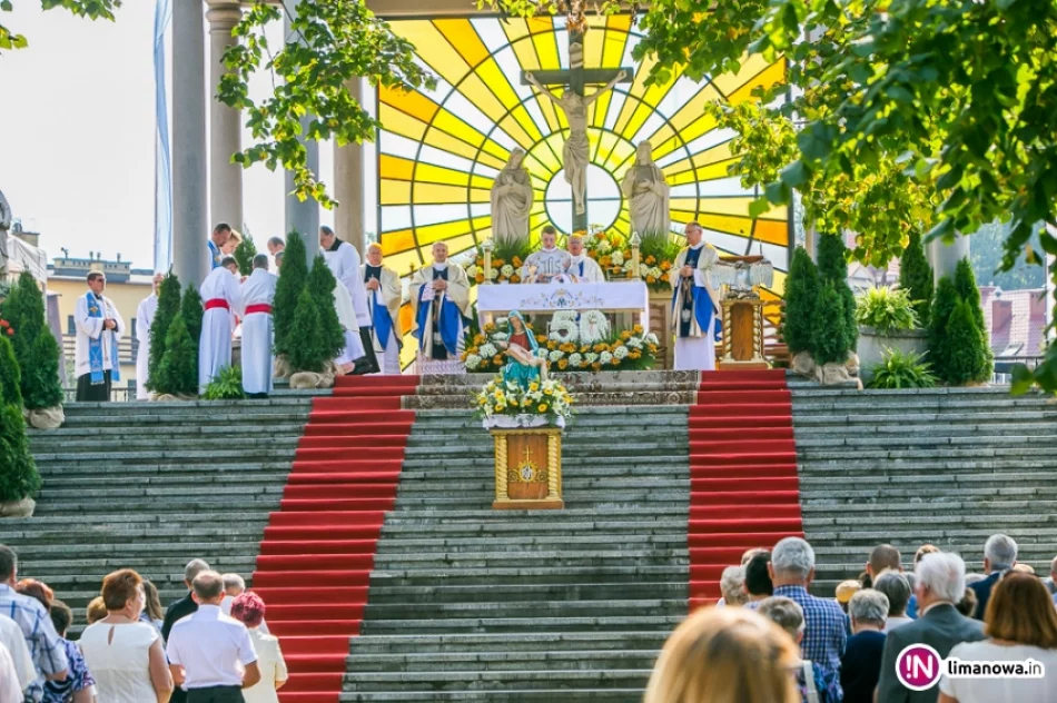 50. rocznica koronacji cudownej figury Matki Boskiej Bolesnej w Limanowej - zdjęcie 15