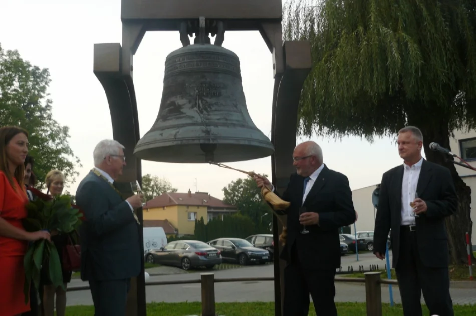 Multimilionerzy kupią WSB-NLU? - zdjęcie 6