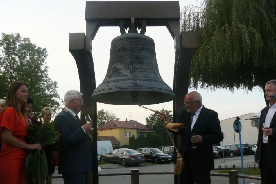 Multimilionerzy kupią WSB-NLU? - zdjęcie 7