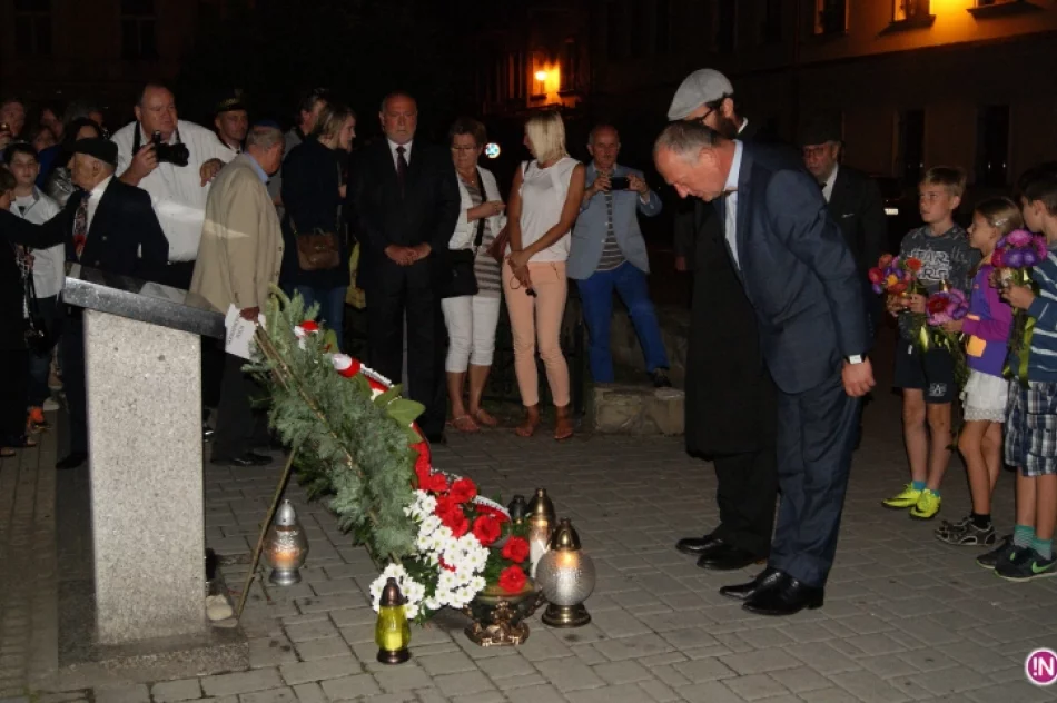 Spotkali się w rodzinnym mieście. Sądeccy Żydzi na Apelu Pamięci w 74. rocznicę likwidacji getta - zdjęcie 12