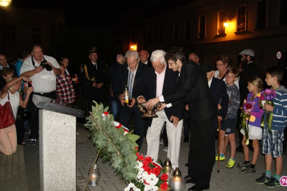 Spotkali się w rodzinnym mieście. Sądeccy Żydzi na Apelu Pamięci w 74. rocznicę likwidacji getta - zdjęcie 15