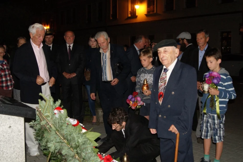 Spotkali się w rodzinnym mieście. Sądeccy Żydzi na Apelu Pamięci w 74. rocznicę likwidacji getta - zdjęcie 17