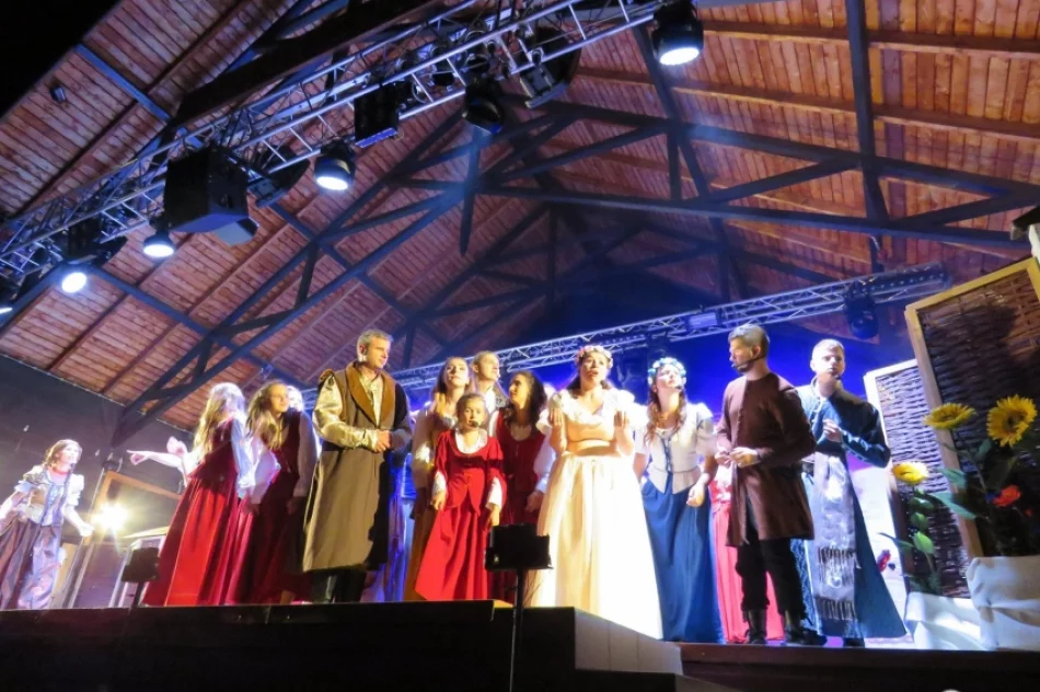 Jeden spektakl, tysiące widzów – premiera musicalu o Muszynie - zdjęcie 16