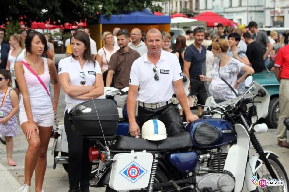 VIII Zlot Zabytkowych Pojazdów Retro w Nowym Sączu - zdjęcie 18