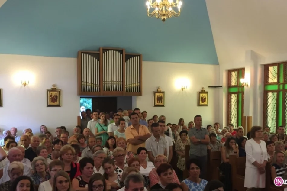Falkowa: pożegnali kapłana po 20 latach posługi - zdjęcie 5