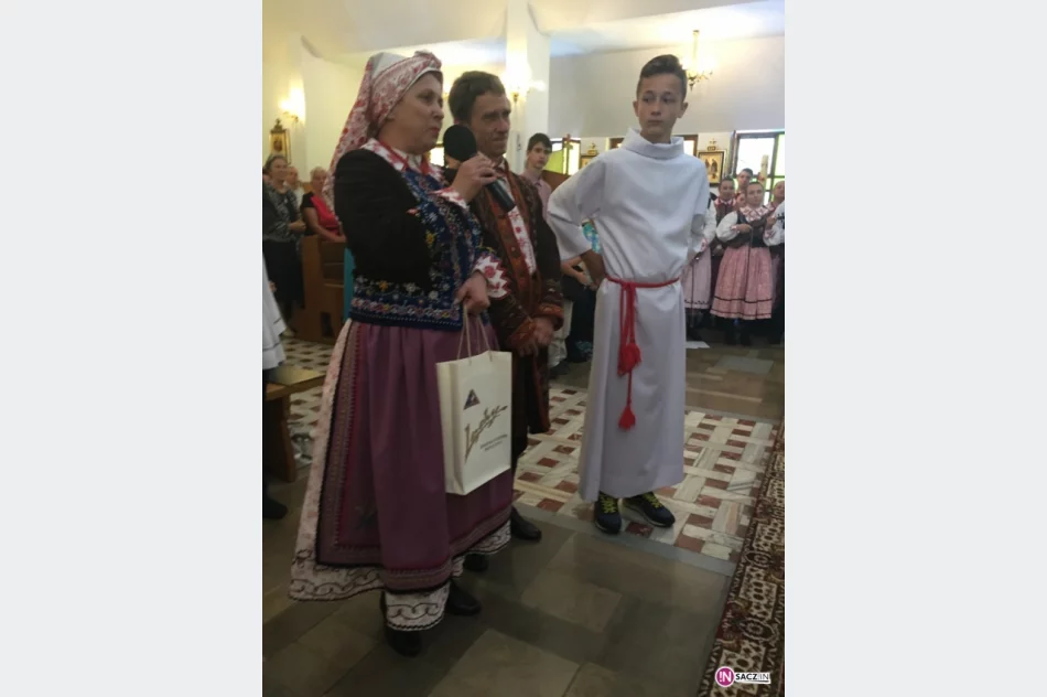 Falkowa: pożegnali kapłana po 20 latach posługi - zdjęcie 11