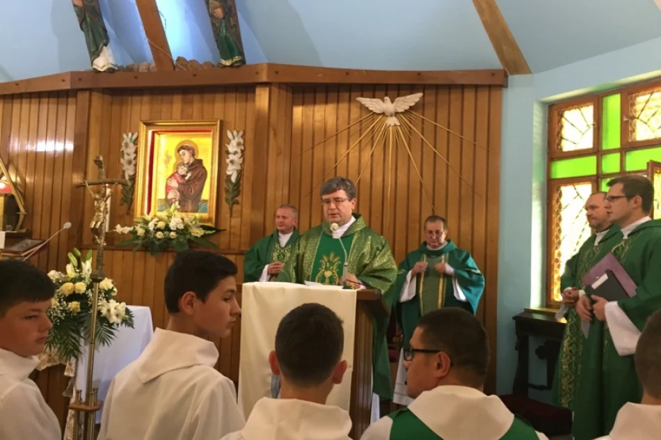 Falkowa: pożegnali kapłana po 20 latach posługi - zdjęcie 20