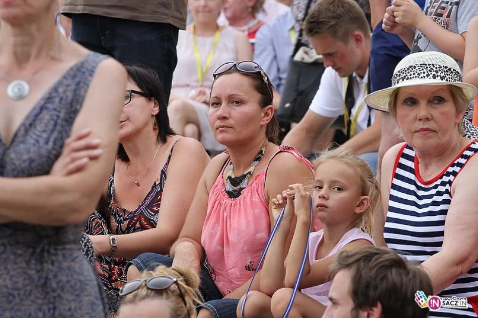 Nowy Sącz  śpiewał i tańczył razem z Golec uOrkiestra! - zdjęcie 4