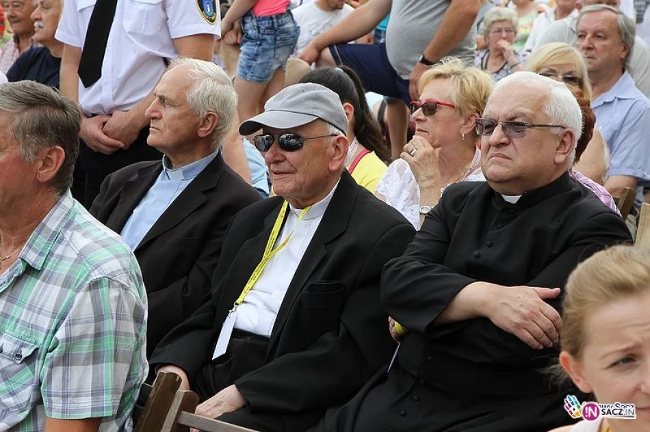 Nowy Sącz  śpiewał i tańczył razem z Golec uOrkiestra! - zdjęcie 18