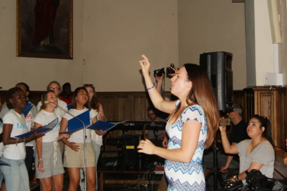 Our God is Awesome God! Energetyczny koncert Wielokulturowego Chóru Gospel! - zdjęcie 6