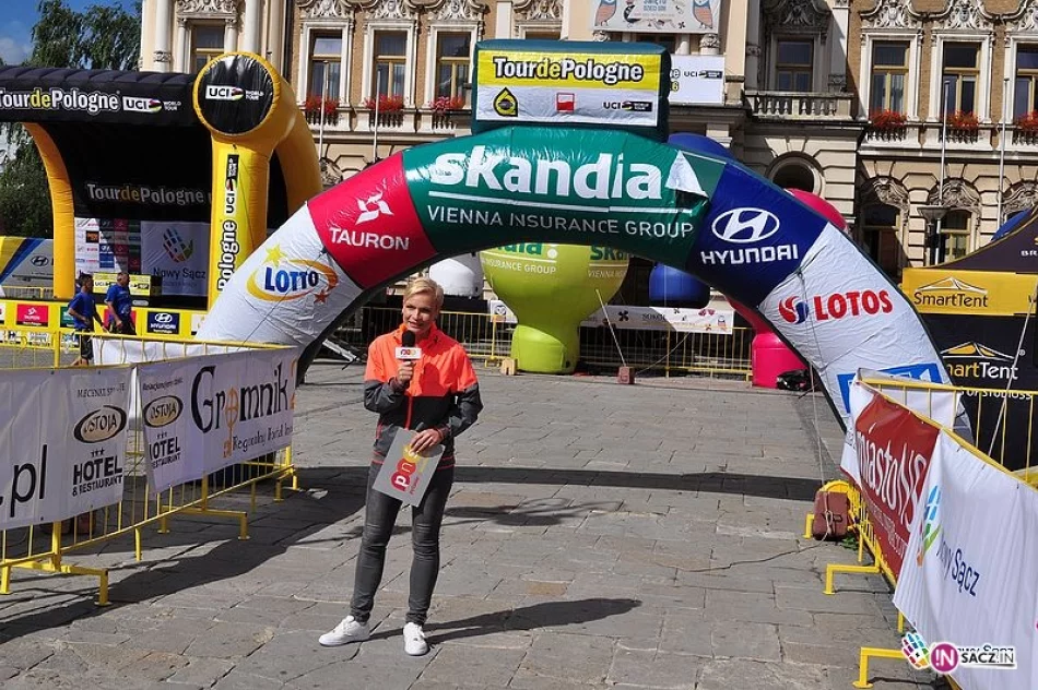 Kolarze Tour de Pologne pożegnali Nowy Sącz! Wystartowali z Rynku - zdjęcie 14