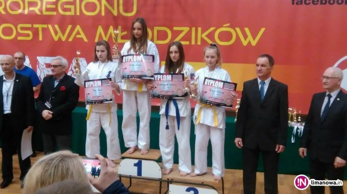 Cztery medale limanowskich karateków