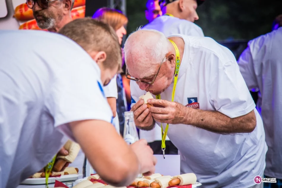 Hot-dogi z kogucikiem rozeszły się jak świeże bułeczki - zdjęcie 7