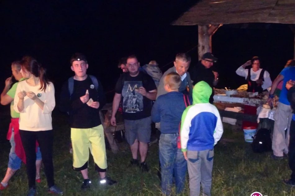 Nocne wyjście na Luboń Wielki - 2016 - zdjęcie 7