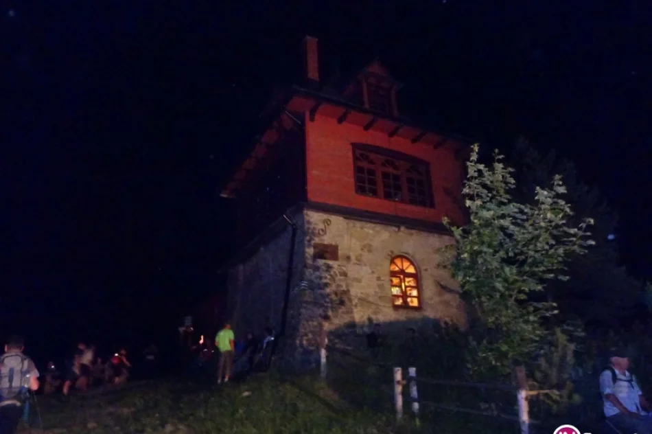 Nocne wyjście na Luboń Wielki - 2016 - zdjęcie 10