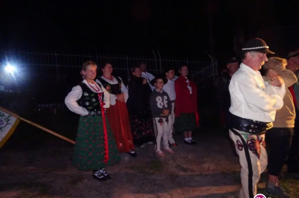 Nocne wyjście na Luboń Wielki - 2016 - zdjęcie 20