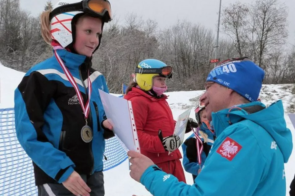 Mistrzostwa Powiatu w narciarstwie na MASTER-SKI w Tyliczu - zdjęcie 2