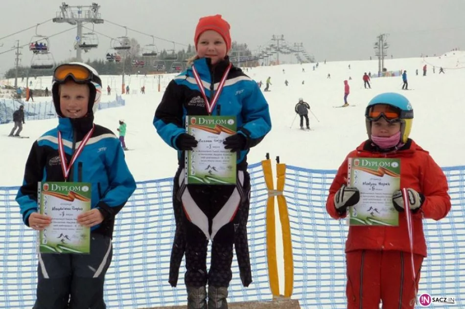 Mistrzostwa Powiatu w narciarstwie na MASTER-SKI w Tyliczu - zdjęcie 3