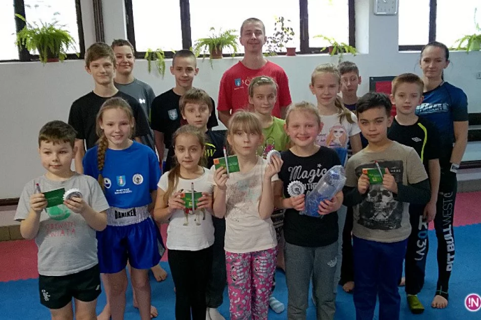 UKS Evan nie próżnuje... Tylko ćwiczy! - zdjęcie 3